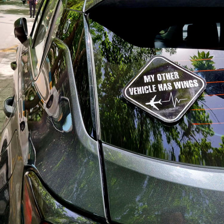 استیکر خودرو هوانورد مدل My other vehicle has wings